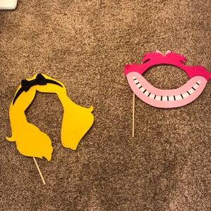 Alice & Cheshire Cat photobooth props